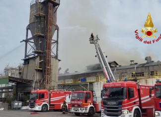 Filctem Cgil: “Grossa preoccupazione per l’incendio di sabato al petrolchimico di Ravenna”