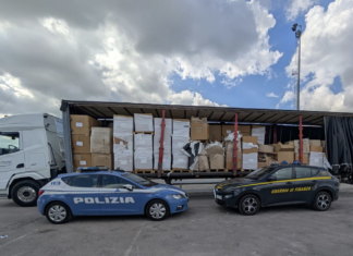 Lugo, rinvenuto semirimorchio con migliaia di sigarette sfuse