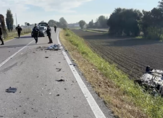 Ennesimo schianto nel ferrarese, tra due auto e un furgone. Muore 75enne della Bassa Romagna