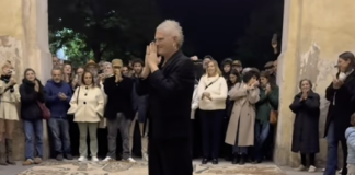 Una raccolta firme per mantenere il mosaico sotto Porta Adriana