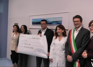 Un mosaico per la Dermatologia di Ravenna in ricordo del giovane scomparso a causa di un melanoma