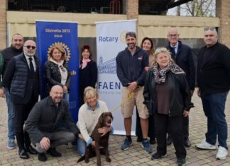 I Club Rotary della Romagna donano un cane per la pet therapy