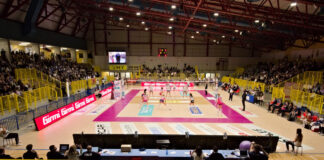 Palazzetto pieno a Pinarella per il debutto dell’Omag Volley