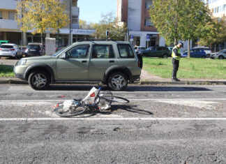 Investita mentre attraversa la strada: è grave