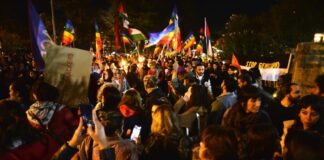 Ravenna, in migliaia alla fiaccolata per Gaza