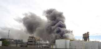 Incendio al polo chimico di Ravenna