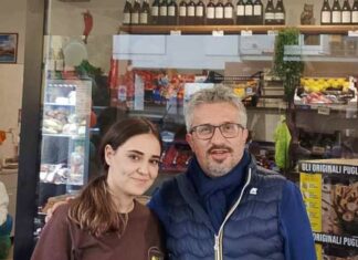 Inaugurato “Profumi di Calabria”. Negozio di frutta e verdura a Faenza