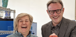 Riaperto il laboratorio ceramico di Monica Ortelli: fu colpito per tre volte dalle alluvioni