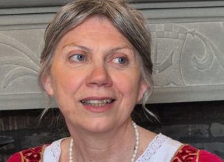 Cristina Bassi è il nuovo Capo Rione del Rosso: è la prima donna nella storia del Palio del Niballo