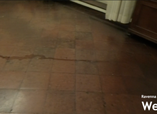 Piove all’interno delle stanze del municipio di Faenza