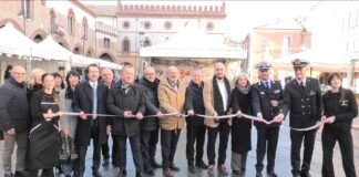 Un weekend a tutta dolcezza, è iniziata Art&Ciocc in piazza del Popolo