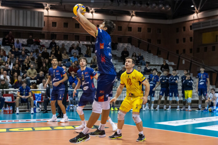 RAVENNA 19/10/2025. VOLLEY PALLAVOLO. Consar Ravenna - Alva Inox 2 Emme Service Porto ViroO 3-2.