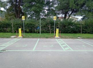 Colonnine di ricarica di auto elettriche a cura di Poste italiane a Solarolo e Riolo Terme