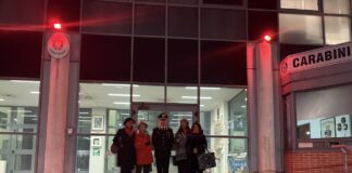 Il Comando Provinciale dei Carabinieri di Ravenna si illumina di arancione per dire NO alla violenza contro le donne