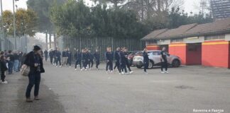 I tifosi salutano il Ravenna FC in partenza per Livorno