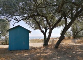 Capanni balneari: il TAR blocca la demolizione