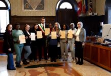 Assistenti familiari, il sindaco ha consegnato gli attestati a chi ha terminato il corso di preparazione