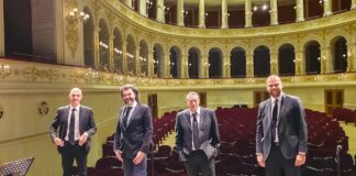 “Da Bach ai Led Zeppelin” a lume di candela: il nuovo anno si apre all’insegna della contaminazione tra generi