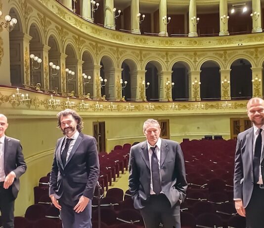 “Da Bach ai Led Zeppelin” a lume di candela: il nuovo anno si apre all’insegna della contaminazione tra generi