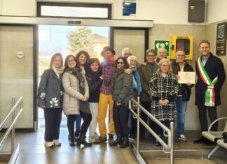 Un nuovo defibrillatore installato alla stazione ferroviaria di Castel Bolognese