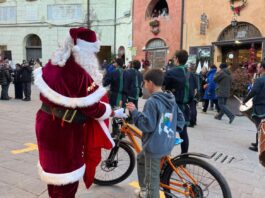 Natale a Brisighella: grande partecipazione nel centro storico e attesa per la replica di domenica 21 dicembre