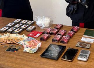 Conselice, arrestato corriere della droga: sequestrati oltre 2 kg di stupefacenti