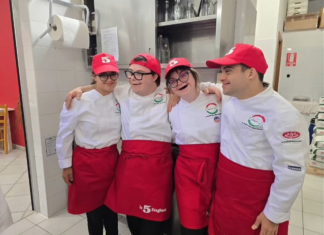 I ragazzi del Civico 25 nelle scuole per parlare di inclusione e contrasto al bullismo