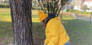 Volontari si ritrovano per pulire due parchi della città