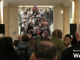 Gli auguri di Natale del coro dell’ospedale di Faenza