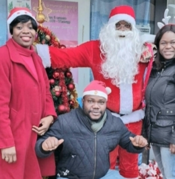 I regali del Capra Team e della 3^A della scuola La Torre allo Sportello del Sorriso