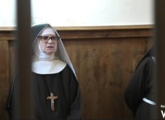 50 anni di clausura: la celebrazione per Suor Maria Grazia delle Clarisse Cappuccine di Ravenna