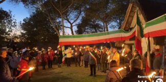 La tradizionale fiaccolata al Capanno di Garibaldi per l’ultimo dell’anno