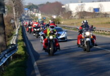 Duecento Babbi Natale in moto portano sorrisi ai piccoli pazienti romagnoli