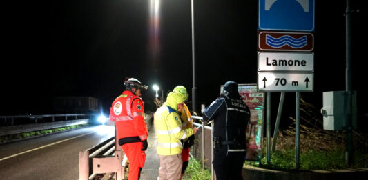 Mezzano ore 24,00 fiume Lamone superata soglia rossa siamo a 7,85 m