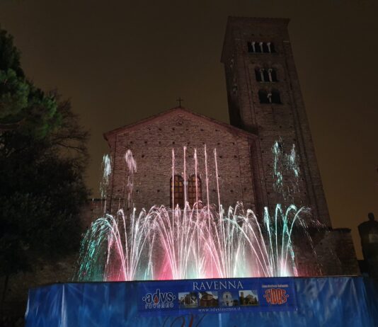 Immancabili le fontane pirodanzanti al Villaggio di Natale di ADVS Ravenna: l’appuntamento è sabato 27 dicembre