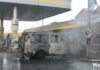 Ravenna, furgone prende fuoco al distributore Eni: tre persone intossicate