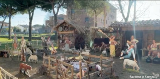 Tanti visitatori al presepe di Lido Adriano