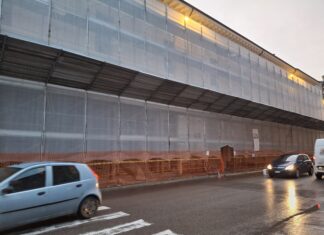 Incidente sul lavoro al cantiere di Palazzo delle Esposizioni: un uomo trasportato al Bufalini