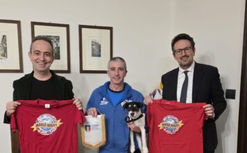 Dennis De Paola e Kaya ricevuti in Comune dopo il titolo italiano di Agility dog