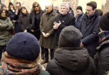 Il saluto al mosaico. Il lavoro di Montalbini resterà in centro storico