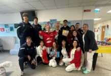 La Consar si veste da Befana e porta doni ai piccoli pazienti della pediatria di Ravenna