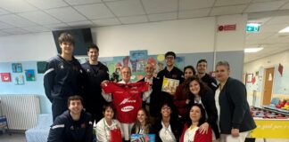 La Consar si veste da Befana e porta doni ai piccoli pazienti della pediatria di Ravenna