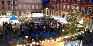 Cotignola accoglie il nuovo anno con il tradizionale «E trèb in piàza»