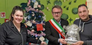 Consegnata l’Impagliata alla famiglia di Diletta, la prima faentina nata nel nuovo anno