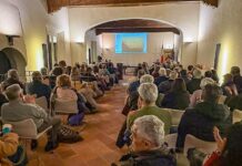 Lugo: Salone estense gremito per l’incontro dedicato ai lupi in pianura