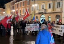 Venezuela: presidio in Piazza del Popolo a Ravenna contro l’intervento degli Stati Uniti