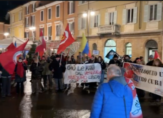 Venezuela: presidio in Piazza del Popolo a Ravenna contro l’intervento degli Stati Uniti