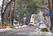 Domani tutte le scuole aperte. Nella notte pericolo ghiaccio. Alcune strade rimarranno chiuse anche domani