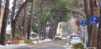 Domani tutte le scuole aperte. Nella notte pericolo ghiaccio. Alcune strade rimarranno chiuse anche domani