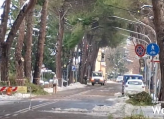 Domani tutte le scuole aperte. Nella notte pericolo ghiaccio. Alcune strade rimarranno chiuse anche domani
